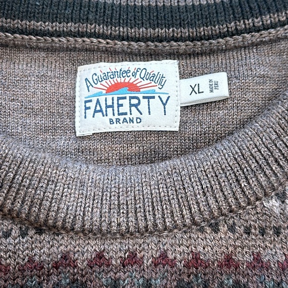 FAHERTY BRAND 100% Merino Wool Sweater - Picture 2 of 10